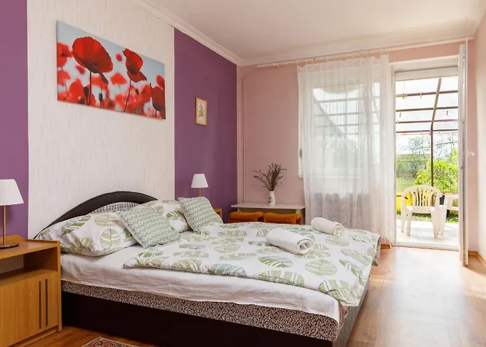 Lien By Interhome * 巴拉通雷勒